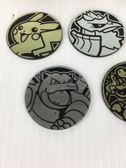 Pokémon Lot Pikachu Belt Yellow Black Ball 5 Coins Charizard Corviknight Lot