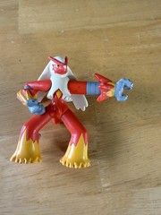 Vintage Pokemon Hasbro Blaziken Action Figure 2003 Red Plastic Launcher Toy