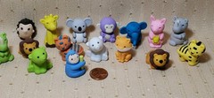 16 PIECE GROUPING OF MINI ANIMAL PUZZLE ERASERS