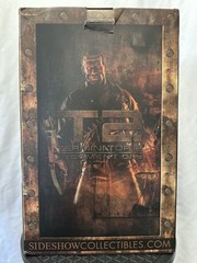 Sideshow Terminator T-800 Battle Damaged Premium Format Figure – EXCLUSIVE