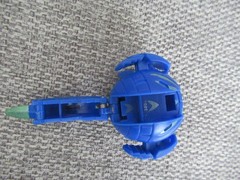 Bakugan Battle Brawlers B2 Blue Aquos Limulus 580G