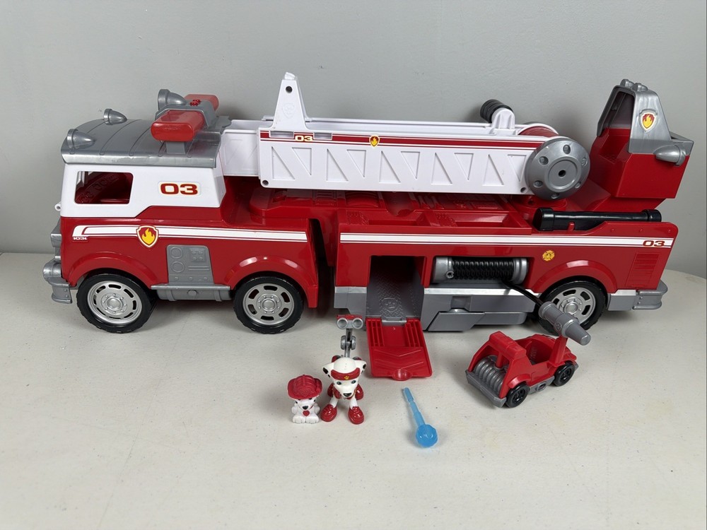 Paw Patrol ULTIMATE RESCUE Fire Truck w/Extendable 2 ft Ladder MARSHALL 🔥🔥