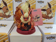 Funism Offical Pokémon Flareon Evolution Adventure Confirmed New Box US STOCK