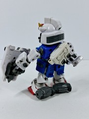 SD Gundam Force 01 Captain Gundam 4″ Action Figure 2004 Bandai Robot Toy & Shiel