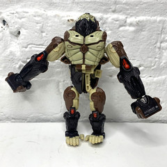 Transformers Cybertron Jungle Planet Optimus Prime Ape Deluxe Class Primal