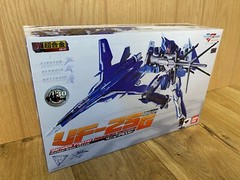 Bandai DX Chogokin Macross VF-25G Messiah Valkyrie Michael Blanc Renewal Version