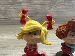 2 Toy PVC Figures – Dr. Seuss How the Grinch Stole Christmas Cindy Lou Who