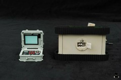 1/6 Scale Light Up EOD Bomb Detection Robot w/Controller – MINT IN BOX