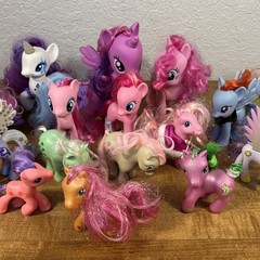 My Little Pony Figure Lot Of 15 Ponies Various Sizes Hasbro