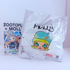 POP MART MOLLY x Zootopia Co-branded Series Figure – Polar Bear & Mr.Big