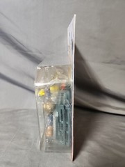 Roblox DevSeries SHARK BITE 2: SHARK CAGE Figure Set W/Exclusive Virtual Code