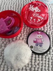 2026 *DISNEY KNOTZ* 1 Mystery DIY Yarn Fuzzy Character Knot Twist Style **READ**