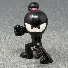 Ninja Kidz TV Blind Bag Action Figure Black w/ Ponytail Pink Hair Tie Ninja Toy