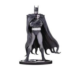 JOKER PURPLE CRAZE JOKER BY BRIAN BOLLAND STATUE
