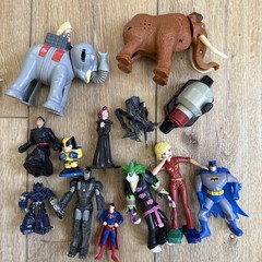 Lot Of 13 BATMAN JOKER Action Figures Collectibles