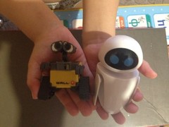Wall-E Robot Wall E & EVE PVC Action Figure Collection Model Toys Free Shipping