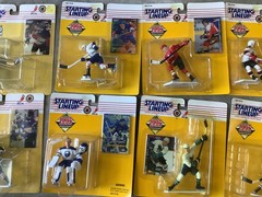 NHL HOCKEY STARTING LINEUPS YEARS RANGE FROM 1993-98 GRETZKY ROOK HUGE LOT OF 34