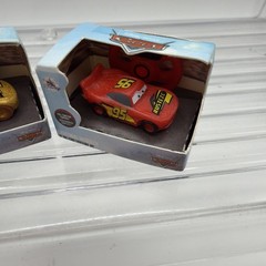 Zuru Mini Brands Disney Pixar Cars Lightning McQueen Regular And Gold Rare Chase