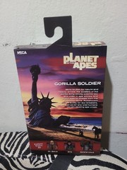 Planet of the Apes Gorilla Soldier Action Figure 2014 NECA Sealed NEW In Box v1