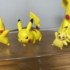 POKEMON ACTION FIGURE LOT PIKACHU Dedenne Pichu