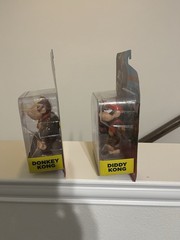 Jakks Pacific World Of Nintendo Donkey Kong And Diddy Kong 4” Figures Set of 2
