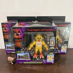 FNAF Five Nights at Freddy’s Jazwares Classic Chica Office Set 5″ Figure DAMAGE