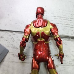Diamond Select Marvel Select Bleeding Edge Iron Man 2013 7″ Action Figure