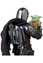 Mafex No. 256 Star Wars The Mandalorian Version 2.0 Din Djarin 6″ Action Figure