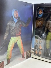NECA – Ultimate MC Ready Outpost 31 Version – The Thing