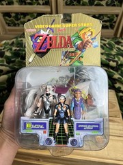 Toy Biz Nintendo Video Game Superstars Ocarina Legend of Zelda & Impa Figures