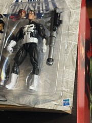 Marvel Legends Retro Hasbro The Punisher Frank Castle Action Figure NIB 2019