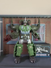 Transformers Age of the Primes The Thirteen Liege Maximo Leader Class