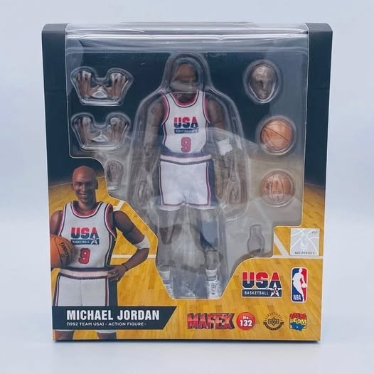 🔥RARE IN HAND Medicom Toy MAFEX No.132 Michael Jordan 1992 TEAM USA BNIB Sealed