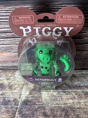 Piggy Series 1 DINOPIGGY Action Figure Exclusive DLC Code Scratch Off NEW