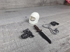 Action Figure Mixed Lot G.I. JOE Knife Gun Binoculars Weapon Helmet g78e