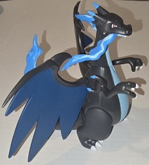 2016 Mega Charizard X 6.5” Nintendo Tomy Pokemon Battle Action Figure