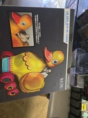 DC Mcfarlane Multiverse Batman Returns The Duck With The Penguin Figure