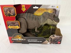 JURASSIC WORLD REBIRTH T-REX LAB LOCKDOWN NEW