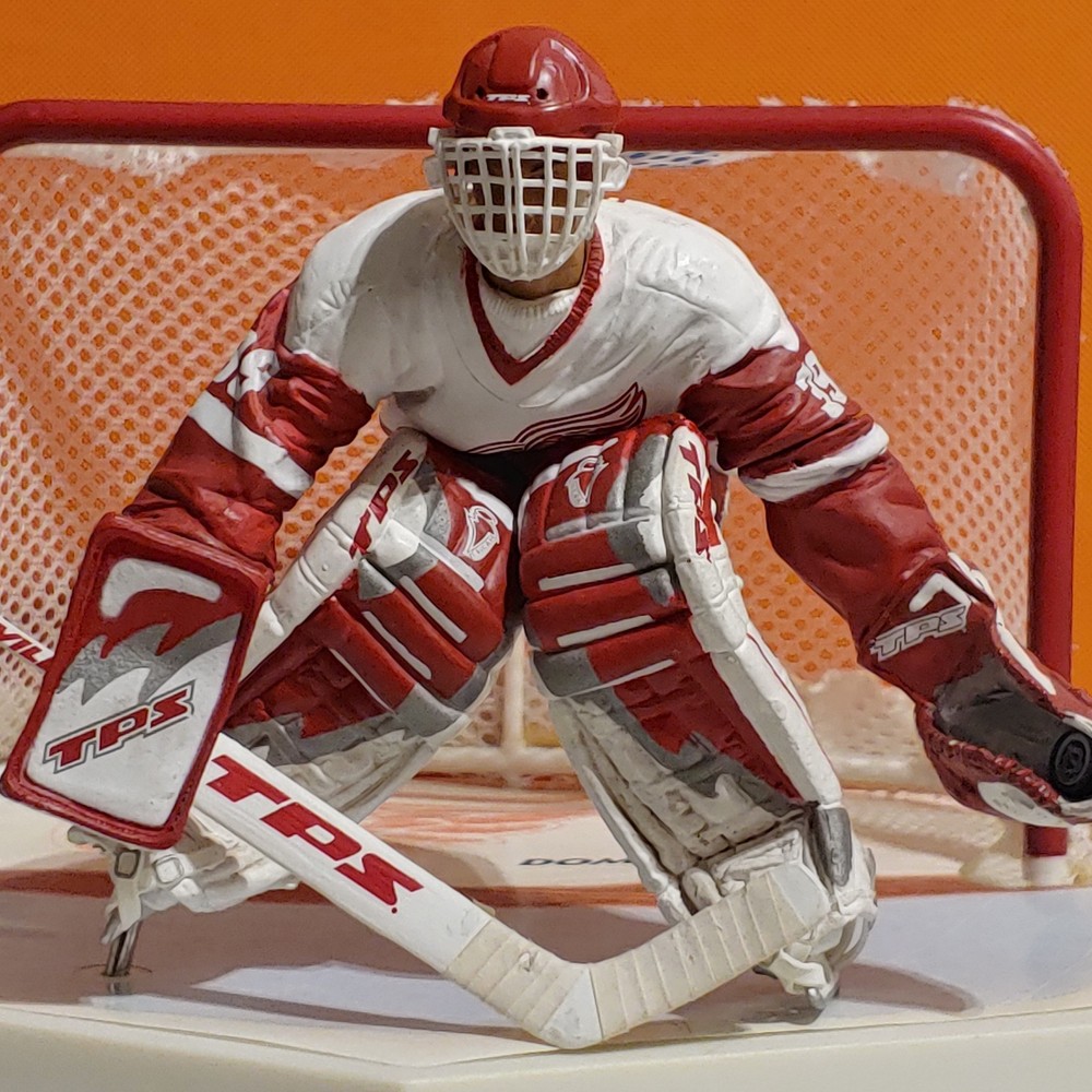 Figurine McFarlane NHL Series 2 Dominik Hasek White Regular Detroit Red Wings