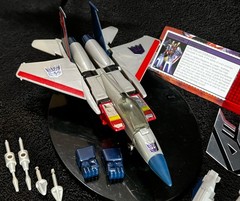 G1 1984 STARSCREAM • 100% COMPLETE w/TECH SPEC • VINTAGE G1 TRANSFORMERS