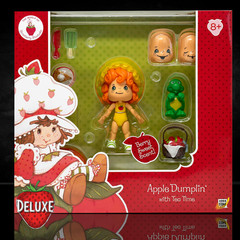 Strawberry Shortcake Deluxe Action Figures BUNDLE – 4-Pack Scented Collectible