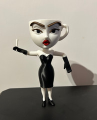 Italian Brainrot: ESPRESSONA SIGNORA – Limited Edition Physical Figure Toy Meme