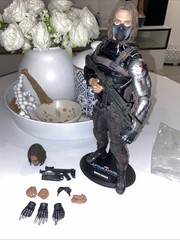 Hot Toys mms-241 Winter Soldier.