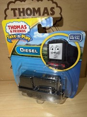 DIESEL ! THOMAS FRIENDS TRAIN TAKE Along n play Diecast 2015 NEW ON CARD !