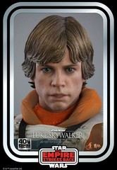 New Hot Toys MMS585 Star Wars 1/6 Luke Skywalker (Snowspeeder Pilot) in stock