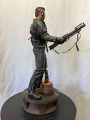 Sideshow Terminator T-800 Battle Damaged Premium Format Figure – EXCLUSIVE