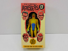 SUPER7 UNIVERSAL MONSTERS GLOW IN DARK COSTUME COLORS CREATURE REACTION NEW