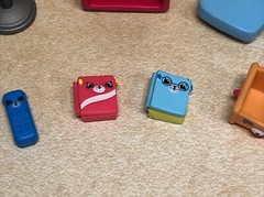 Shopkins Happy Places Puppy Parlor Decorator’s Pack Miniature Decor Home Used