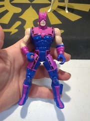 Lot Of 3: ToyBiz Marvel Figures: 1995 Iron Man, 1995 Hawkeye & 1994 Spider-Woman