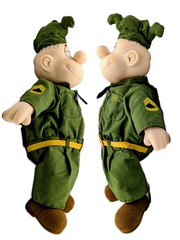Vintage 1985 SARGE 14″ Doll Beetle Bailey Plush Vinyl King Features Syndicate